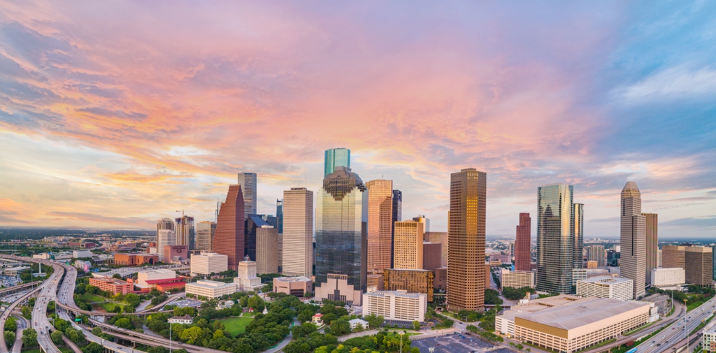 Aerial photo of the skyline of Houston, Texas / © iStockphoto